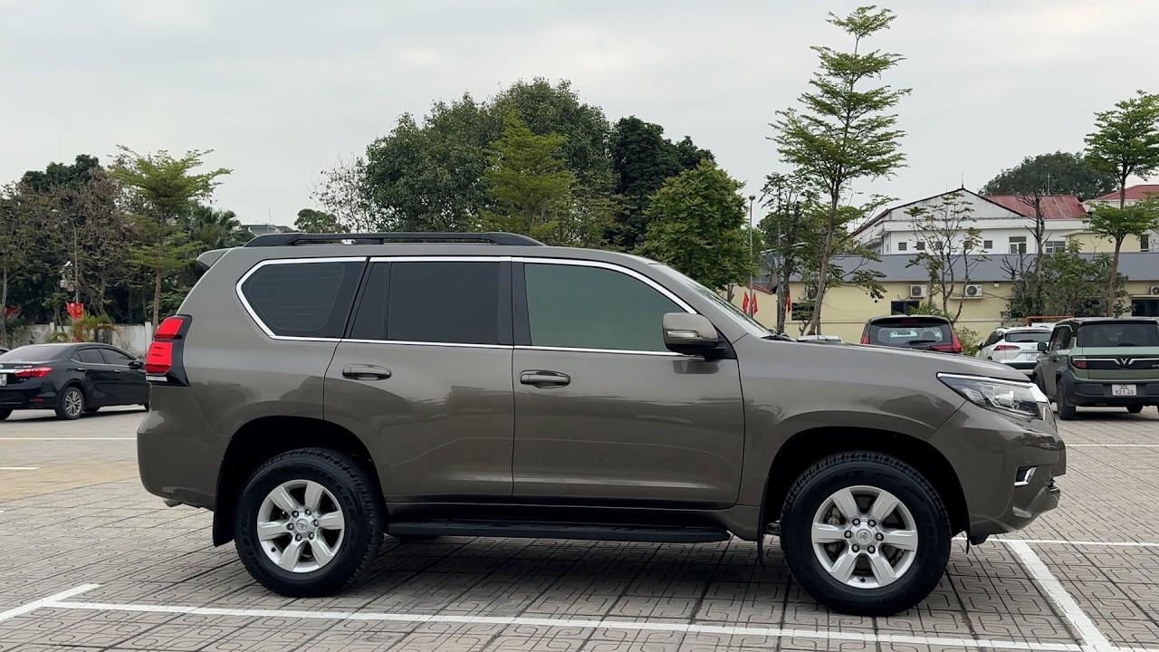 Toyota Prado TXL 2.7L 2014 Xe Ô tô Cũ 7 Chỗ Lên Phom Chạy 13 Vạn