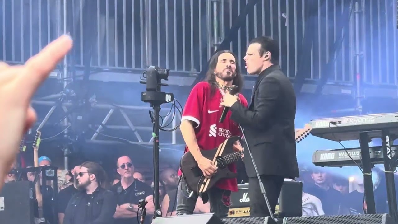 Changes (Black Sabbath cover) at Back to the Beginning by Supergroup Yungblud, Nuno Bettencourt