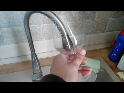 რუსთავში ონკანი წყალს \"სვამს\"