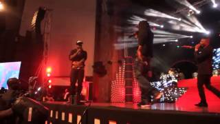 Wizkid & R2Bees Performing 'Slow Down' LIVE