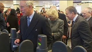 Prens Charles 27 Yıl Sonra Metroyu Kullandı