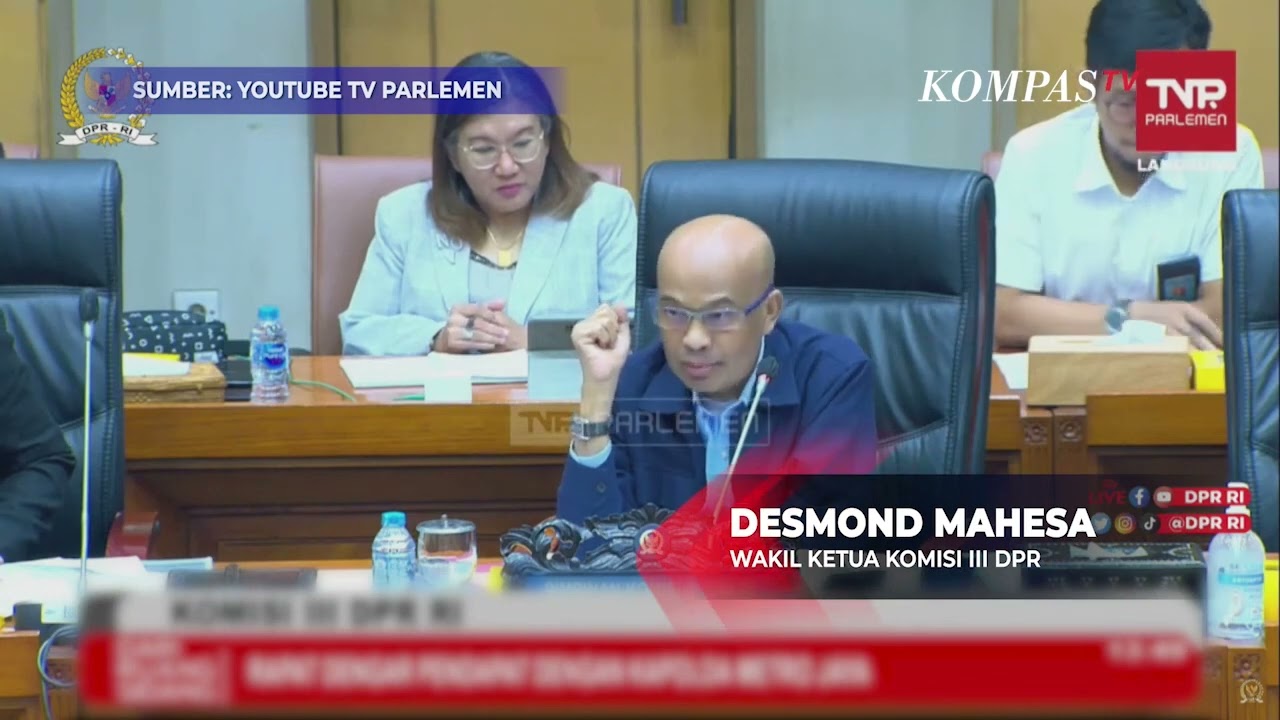 Wakil Ketua Komisi III DPR Desmond Marah ke PT Duta Pertiwi saat Rapat  Hormati Lembaga