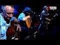 Capture de la vidéo Sí Bheag, Sí Mór (Live) - Liam O&#39;Flynn / Planxty