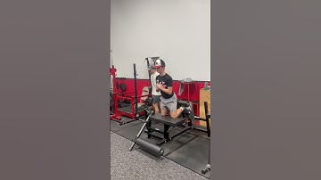 Inverse Curl, very strong hamstrings!