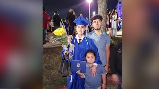 Detalles Three siblings experience a dramatic story after their parents' deportation Actualización