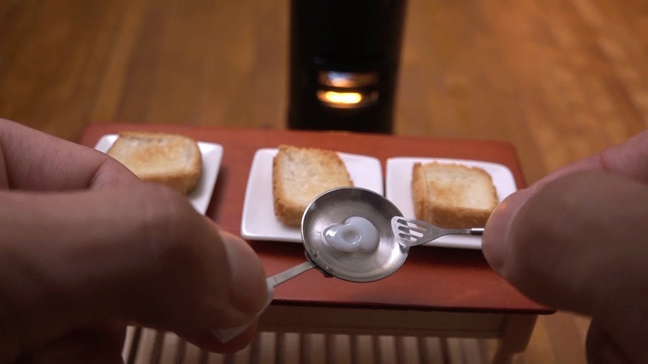 MiniFood Miniature Egg Toast 食べれるミニチュア卵トースト - YouTube