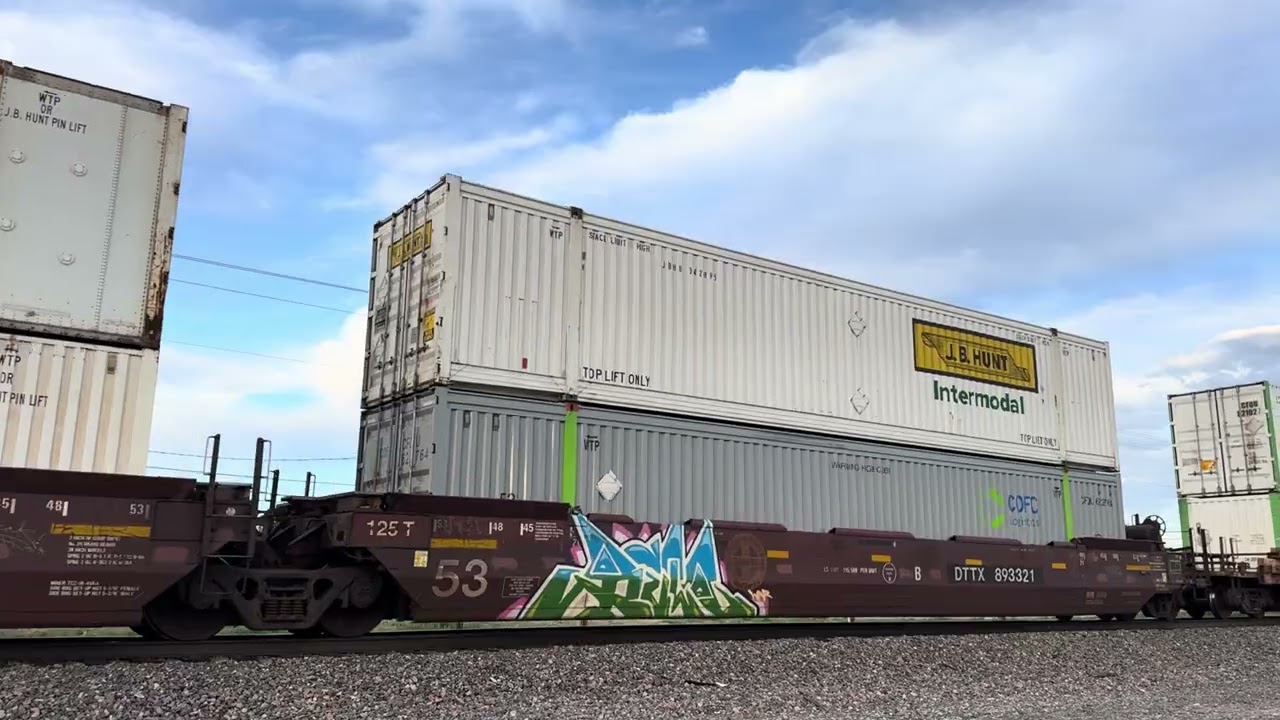BNSF #4207 Lead's The Q-ALTPTL6 Through Security & Widefield, CO 6