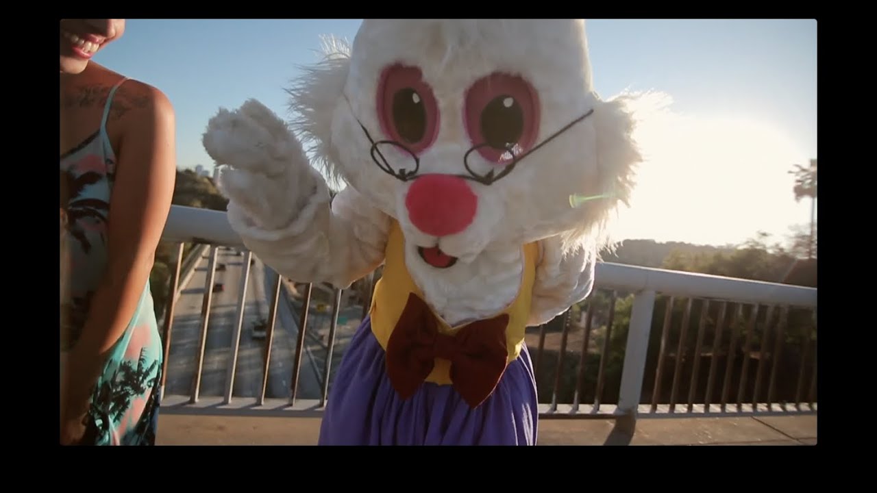 Moonrockin' - Reverie feat. Kurupt & Killah Priest