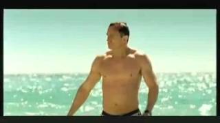 Casino Royale TV Spot (Spanish TV #1)