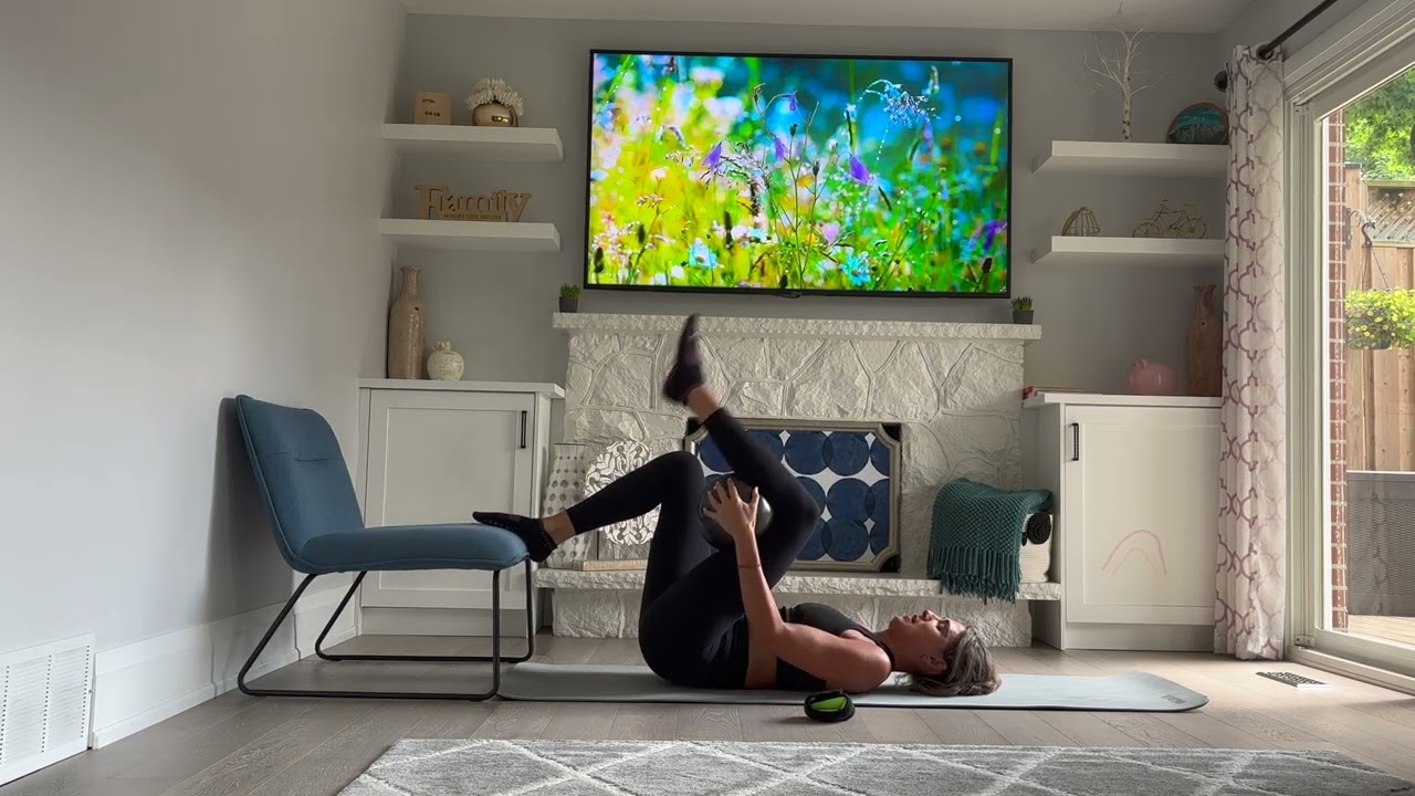 Full Body Pilates Workout (Under 25 minutes)