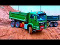 RC TRUCK AND CONSTRUCTION SITE // RC CATERPILLAR 963 LOADING TIPPER TRUCKS//