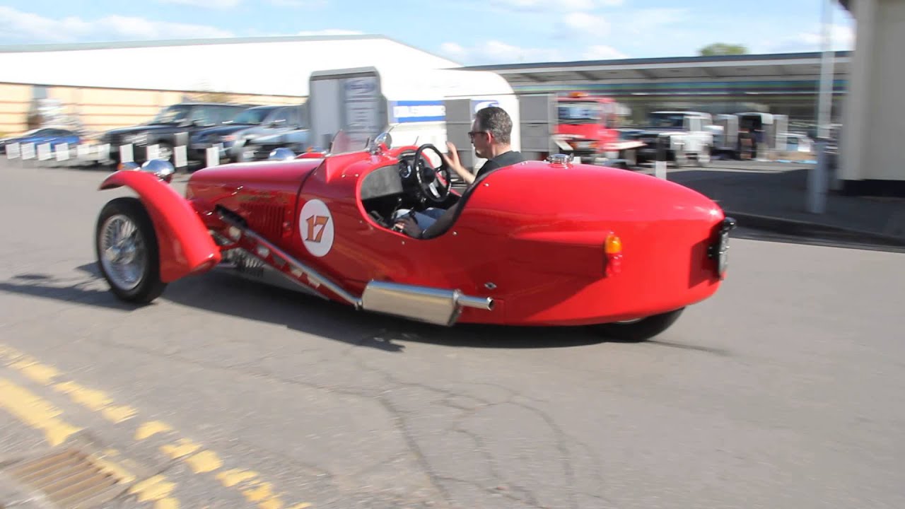 Buckland B3 MK2 eating 3 wheeler fast start YouTube