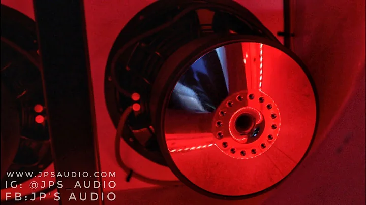 nice 4th order bass with 4 sundown audio zv5 15's on 2 sound digital 12k's