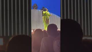 Download Lagu Lizzo in Knoxville - The Sign Download Lagu Lizzo in Knoxville - The Sign