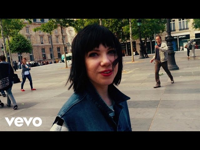 Carly Rae Jepsen -  Run Away With Me