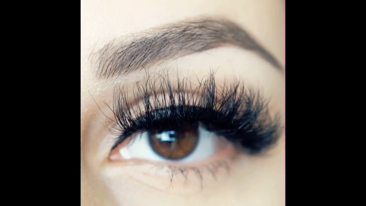 How to apply lashes without GLUE in less than 30 seconds| LASH HACK