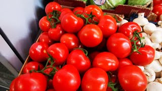 Zimbabwean goes to get fresh vegetables in UK