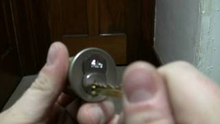Demo of a Schlage Primus mortise cylinder, and a more in depth look at a Yale interchangable core.