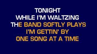 [karaoke] CB20638 10   McClain, Charly   Dancin' Your Memory Away