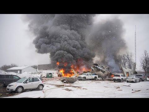 At least one worker missing after explosion at Quebec propane company