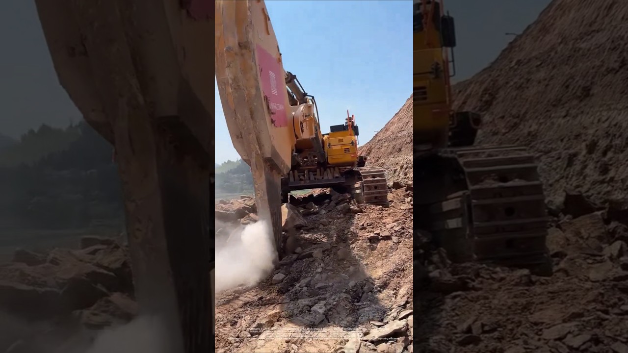 Hook crusher excavator – a powerful tool for breaking and prying