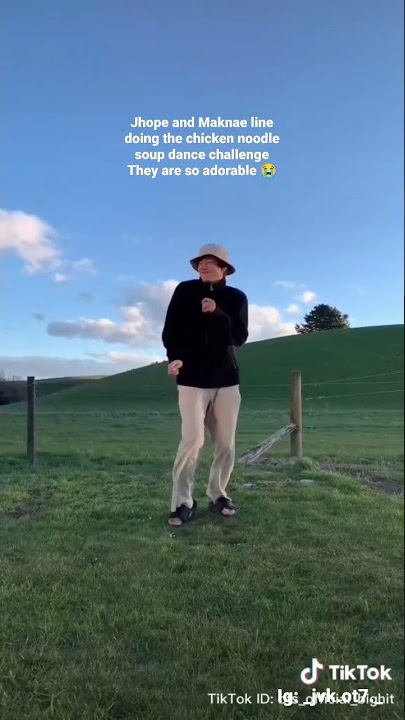 VMinKook and Jhope doing chicken noodle soup dance #taehyung #jimin #vminkook #bts #jhope