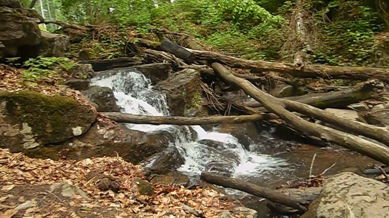 Водопад Скакало Закарпатье / Чинадиевский замок Сент-Миклош Украина