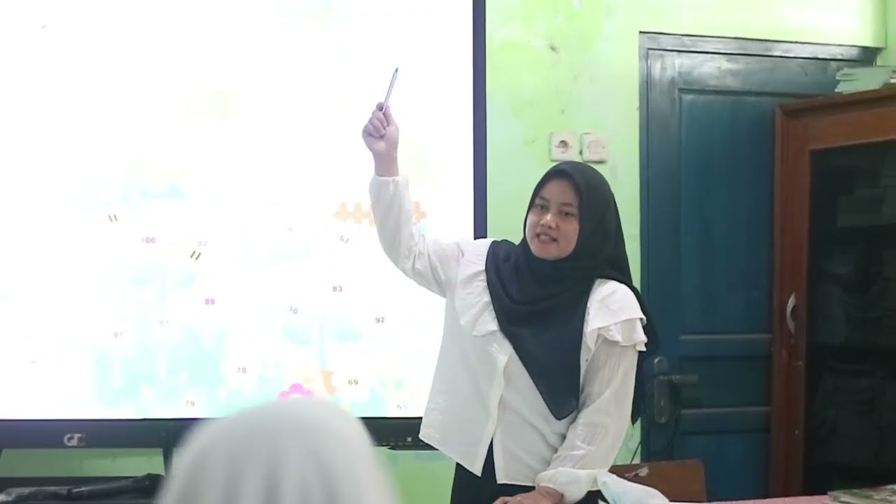 PPG - Nama : Siti Juleha, S.Pd. - Materi : THERE ARE 67 ENGLISH BOOK