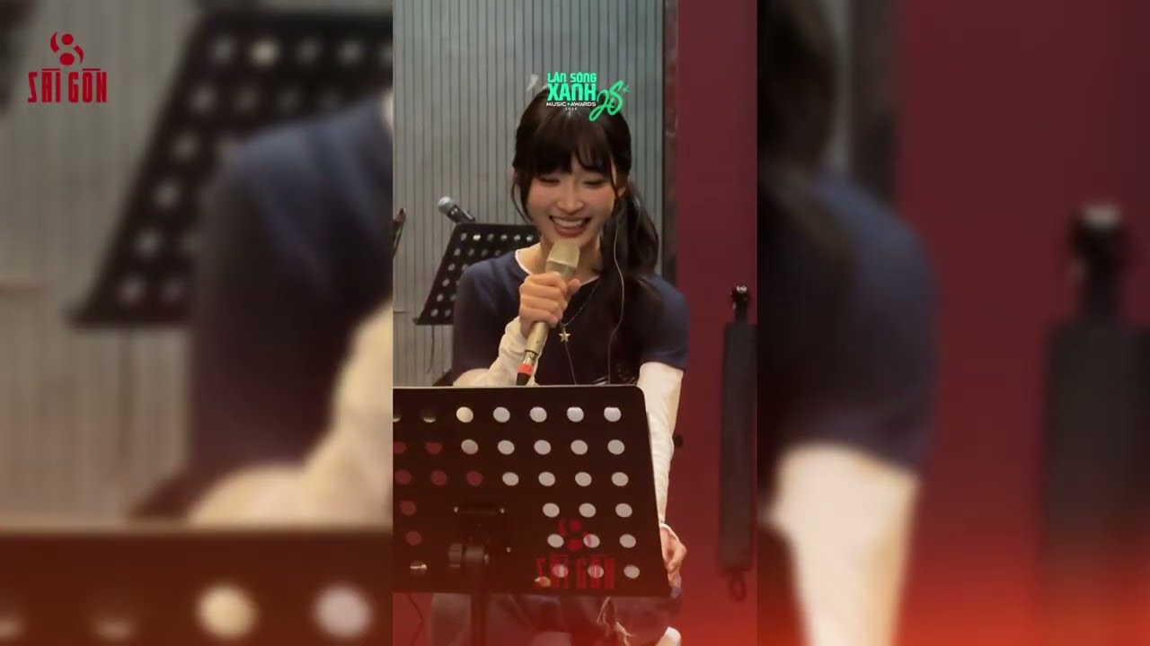 Trấn Thành, Hari Won, HIEUTHUHAI & dàn dàn sao đình đám quy tụ tại Lễ trao giải Làn Sóng Xanh 2025