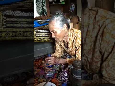 Viral Nenek Jampe - jampe mantra Kuno.