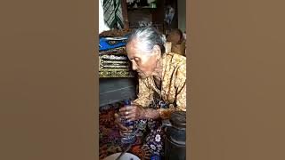 Viral Nenek Jampe - jampe mantra Kuno.