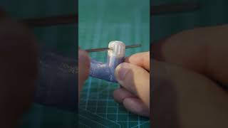 Free your fingers.