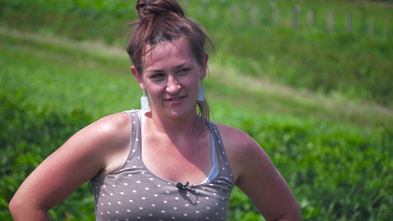 Soil Sister Lauren Rudersdorf Farms Barefoot