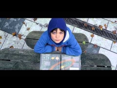 Youtube: B-LEL – Téléphone Maison