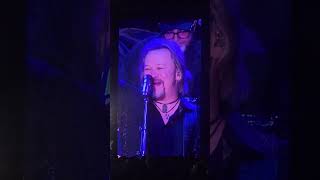 "Smoke in a Bar" by Travis Tritt | CCMF 2023