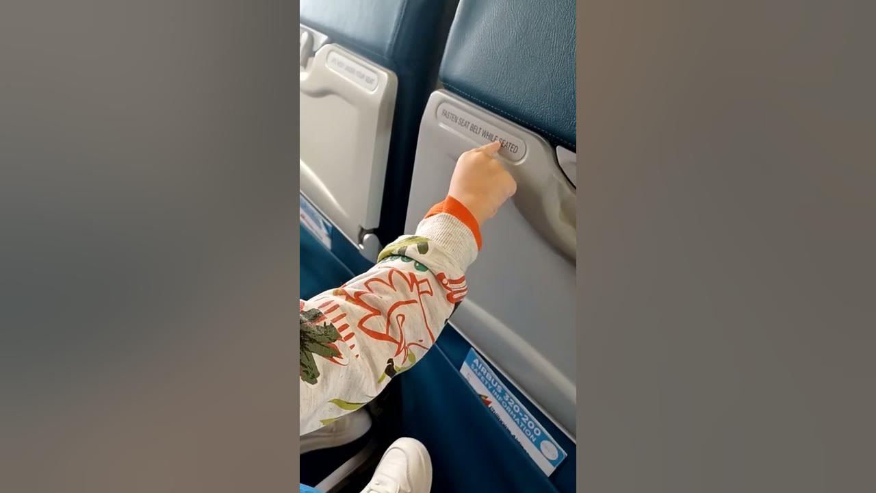 2 years old and he knows how to spell (Airplane scenario) YouTube