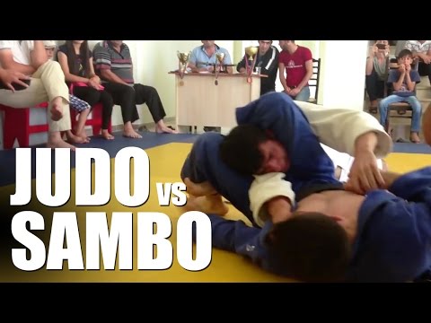 Video: Wie Unterscheidet Man Sambo Von Judo?