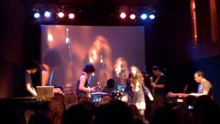 Ximena Sariñana &amp; Omar Rodriguez-Lopez Group  - How To Bill The Bilderberg Group (Cologne, Germany)