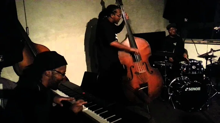 Corcoran Holt, McClenty Hunter, Vernell Brown Jr, ...