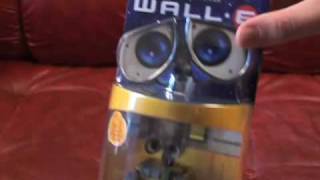 Wall-E Unboxing