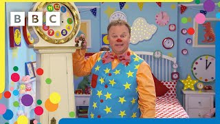 Sing Hickory Ory Dock With Mr Tumble Mr Tumble And Friends
