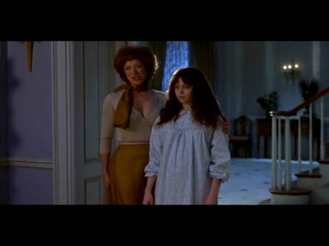 Obejrzyj Scary movie 2 intro song Very good HQ w YouTube Obejrzyj Scary movie 2 intro song Very good HQ w YouTube