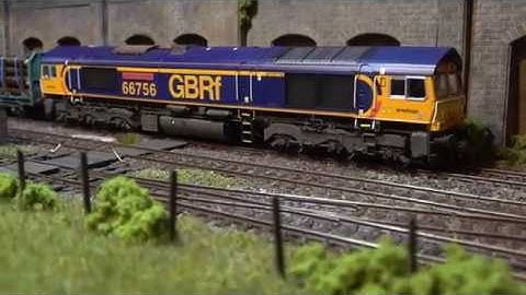 Hattons Class 66 modifications and weathering