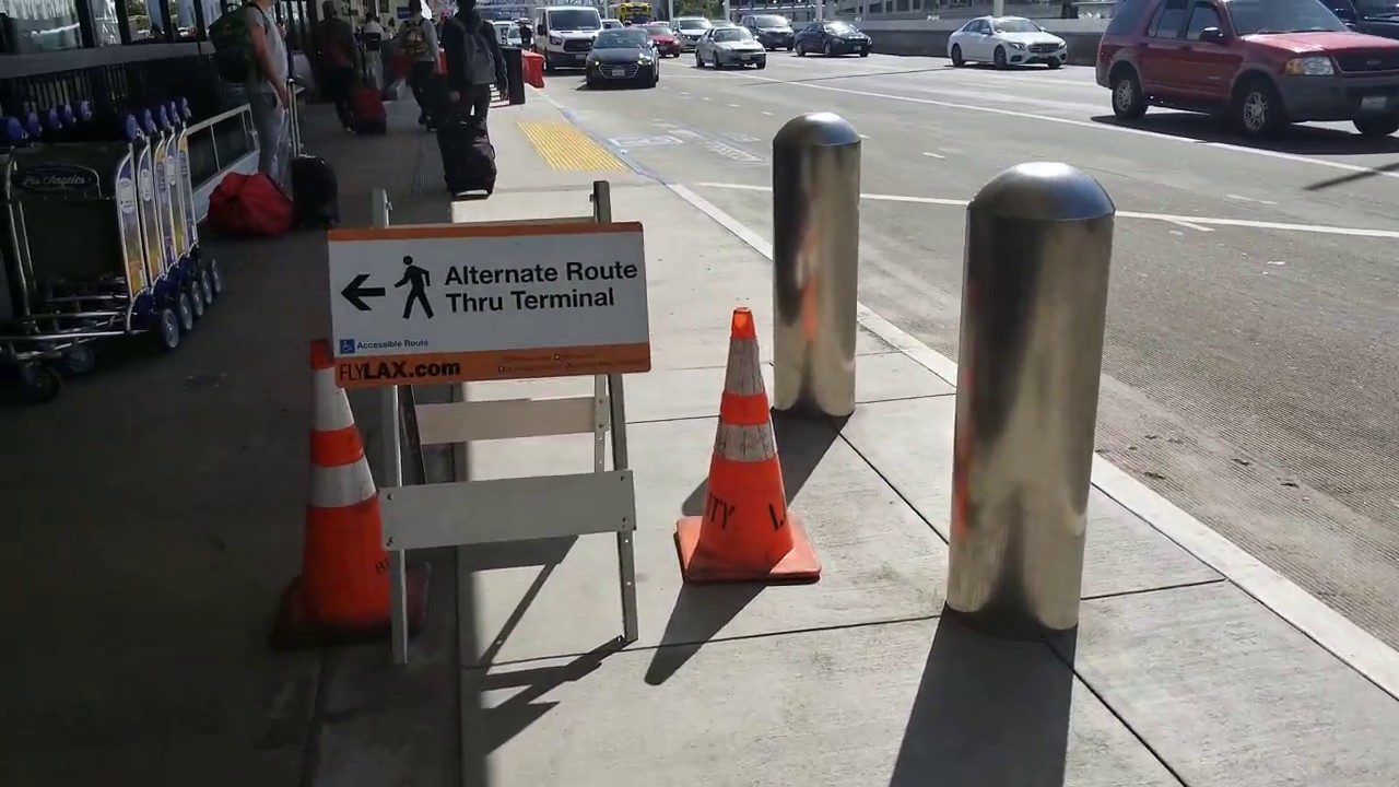 LAX security officer doing a good job at Los Angeles International
