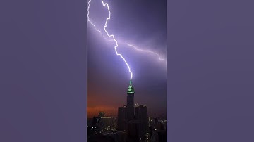 Lightning strike Makkah♥️🕋 #viralvideo #youtubeshorts #viralshorts #shorts