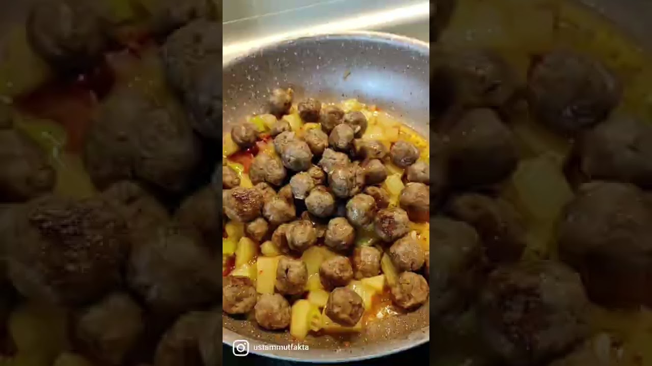 Patatesli Kremalı Sulu Köfte @ustam mutfakta #short #shorts #shortvideo #yemek #yemektarifleri Patatesli Kremalı Sulu Köfte @ustam mutfakta #short #shorts #shortvideo #yemek #yemektarifleri
