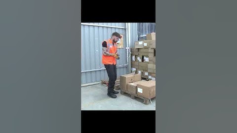 Lifting a Box off a Low Level Pallet - Manual Handling