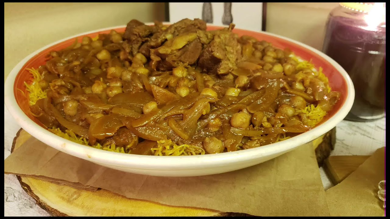 لأول مرة علي اليوتيوب شعيرية مبوخة بالبصله \مكرونة مبوخة بالبصله أكلة ليبية شعبية .مطبخ رسيس ..😋