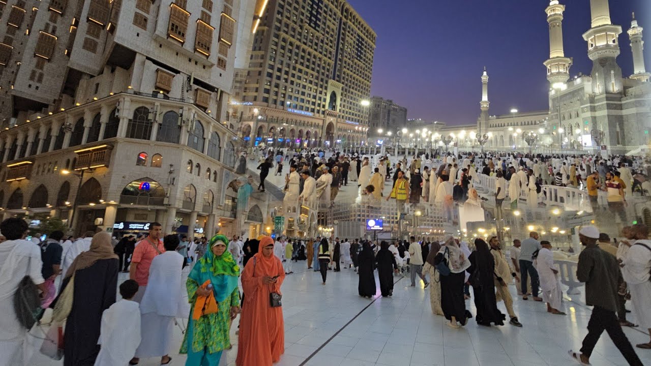 زحمة ضيوف الرحمن هي حياة مكة