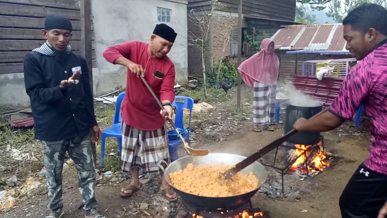 Masakan nasi goreng TANOH GAYO TAKENGON gampong Blang Bintang Aceh